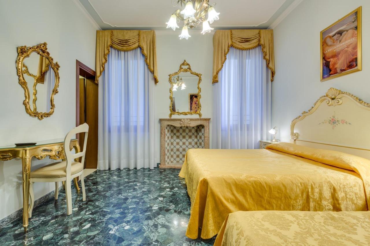Hotel Bernardi Semenzato Venetië Buitenkant foto