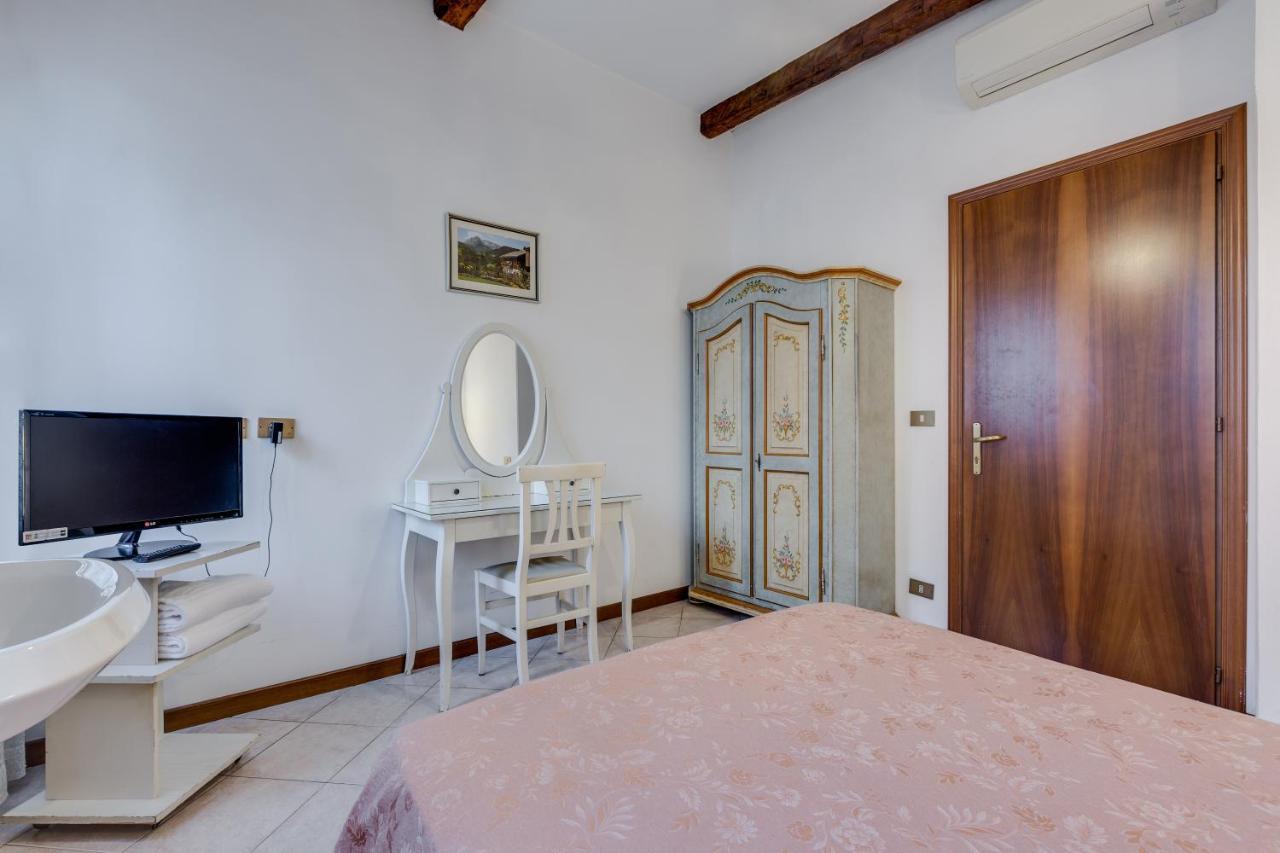 Hotel Bernardi Semenzato Venetië Buitenkant foto