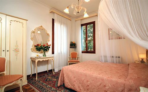 Hotel Bernardi Semenzato Venetië Buitenkant foto
