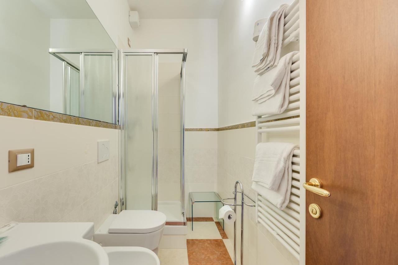 Hotel Bernardi Semenzato Venetië Buitenkant foto