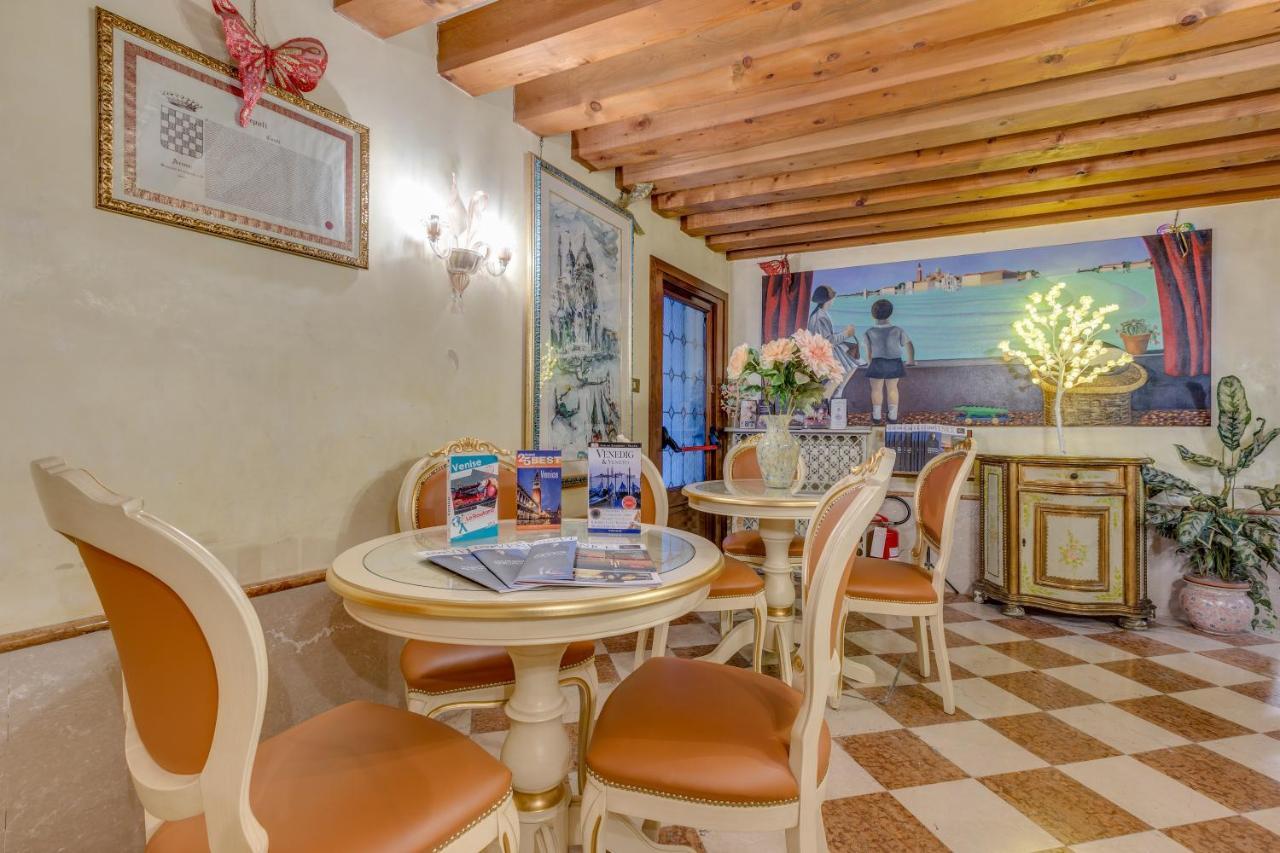 Hotel Bernardi Semenzato Venetië Buitenkant foto